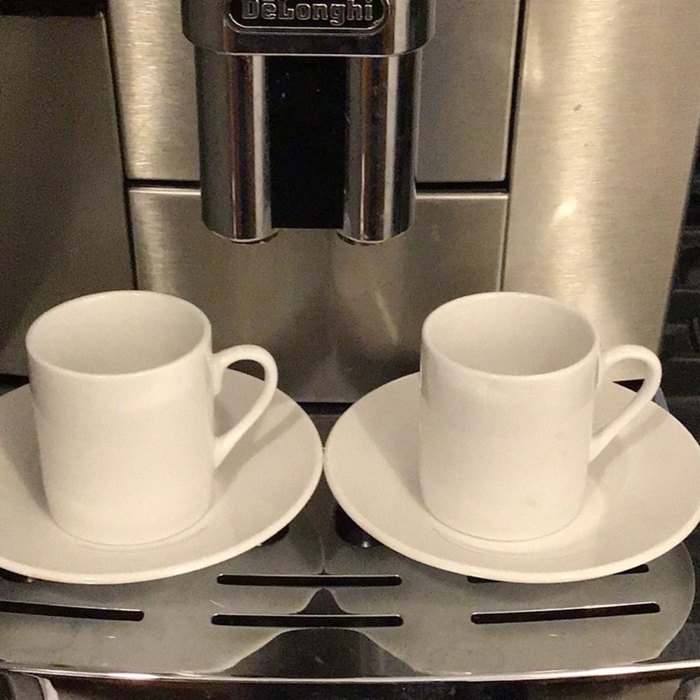 Perfect White Porcelain Espresso Cups and Saucers